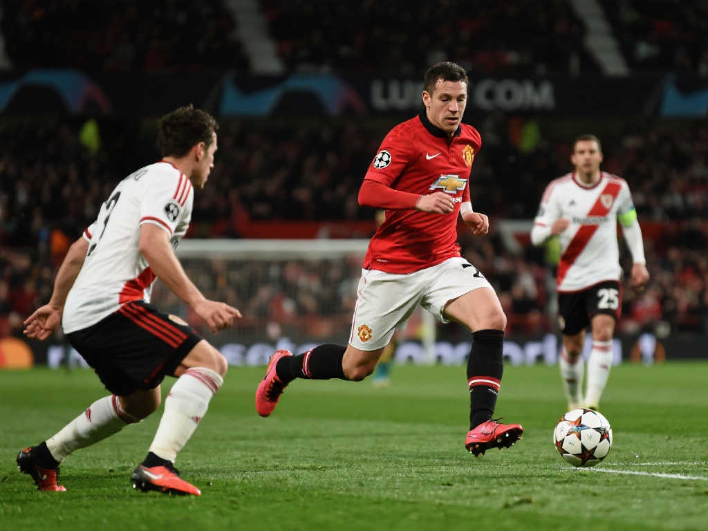 毕巴三主力缺阵或战略性放弃欧联杯！阿莫林提醒曼联警惕对手，称其有能力进三球